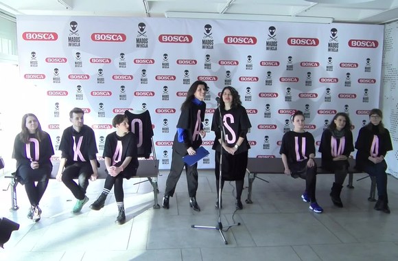 56c450745f322video_56c4506f3694a