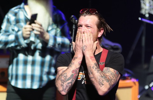 Grupės „Eagles of Death Metal“ lyderis