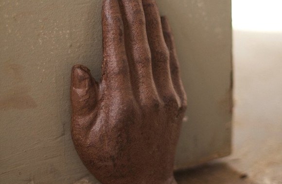 anyhomedecor.com nuotr. / Durų laikiklis