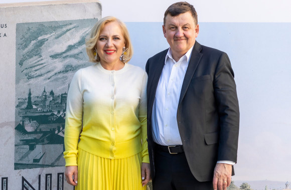 „Tartle“ steigėjas, kolekcininkas Rolandas Valiūnas su žmona Renata / Irmanto Gelūno nuotr.