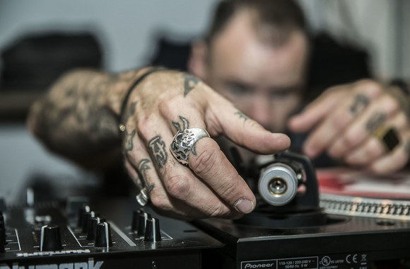 „PANDO“ ir dizainerio Giedriaus Paulausko kolekcijos „Ikaras“ pristatymas