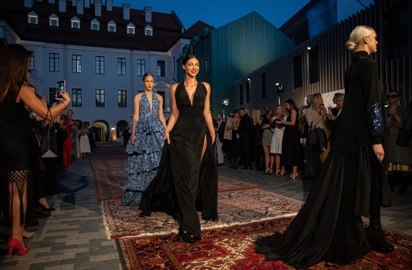 Egidijaus Rainio rudens ir žiemos kolekcija 2020/2021 / Dariaus Kučio nuotr.