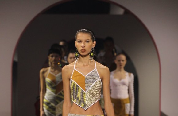 „Kenzo“ 2016 m. pavasario-vasaros kolekcijos pristatymas