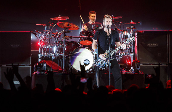 „Nickelback“ koncerto akimirka