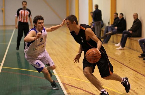 Donatas Montvydas (kairėje)