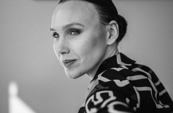 Darija Ekamasova filmo „Advokatas“ filmavimo aikštelėje/Justinos Liubinaitės nuotr.