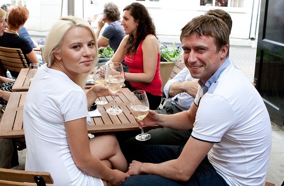 Marius Jampolskis su drauge