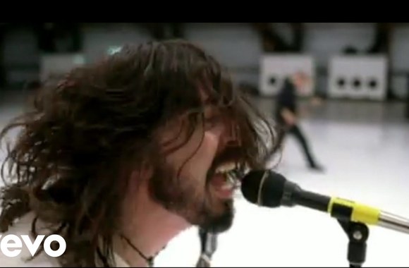 foo-fighters-the-pretender