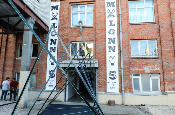 Performanso „Penki“ akimirka