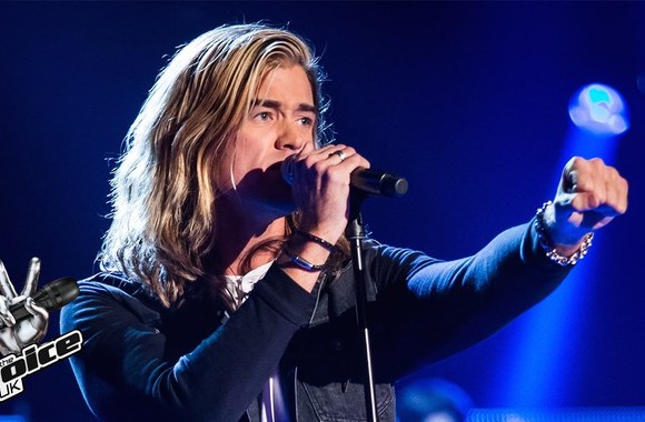 rickas-snowdonas-aklojoje-britu-the-voice-perklausoje