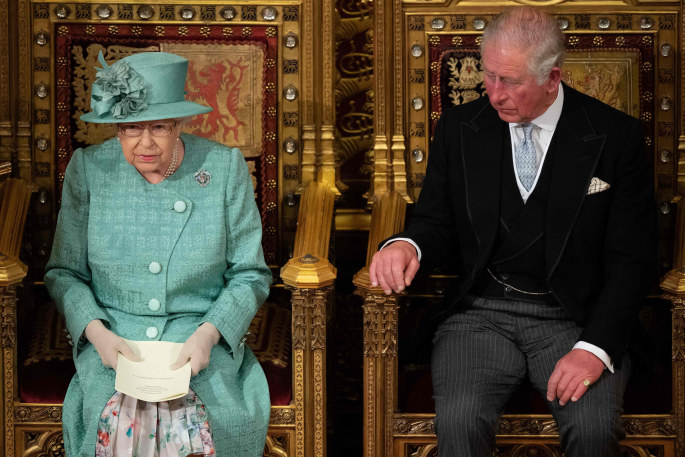 Karalienė Elizabeth II ir princas Charlesas/„Scanpix“ nuotr.