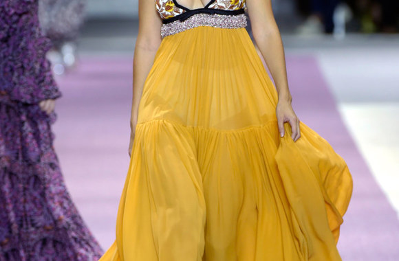 „Giambattista Valli“ 2016 m. pavasario-vasaros kolekcija