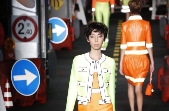 „Moschino“ 2016 m. pavasario-vasaros kolekcija