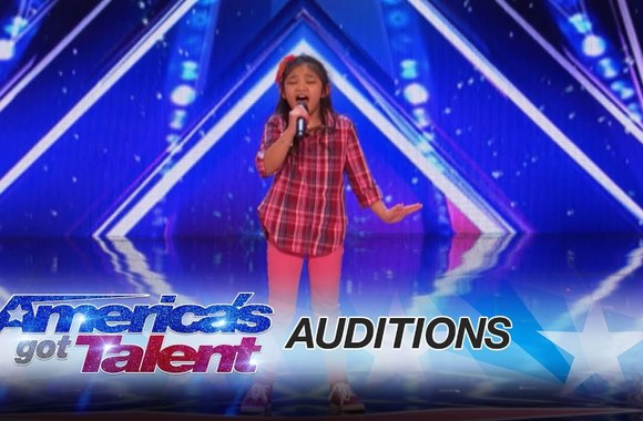 angelica-hale-9-year-old-singer-stuns-the-crowd-with-her-powerful-voice-americas-got-talent-2017