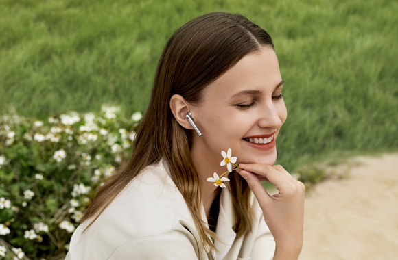 Belaidės ausinės „Huawei FreeBuds 4“