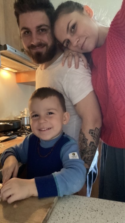 Mikas ir Miglė su sūnumi Mykolu / Asmeninio albumo nuotr.