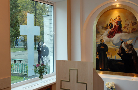 Irma Jurgelevičiūtė ir Rolandas Lavinskas 2008 metais tuokėsi Pravieniškėse