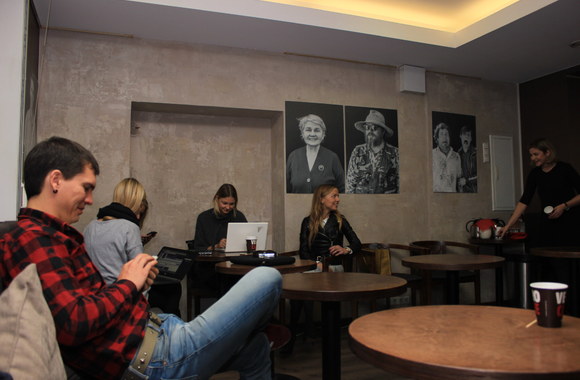 Parodos atidarymo akimirka