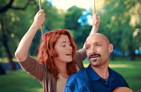 the-ball-and-chain-tautiska-giesme