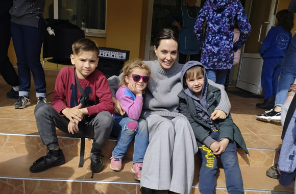 Angelina Jolie apsilankė Lvive / „Scanpix“ nuotr.
