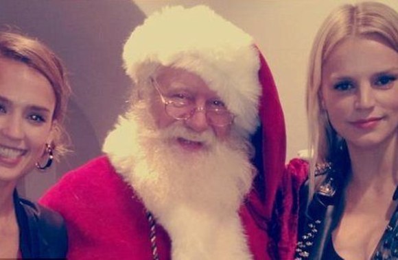 Aktorė Jessica Alba su geriausia drauge Kelly Sawyer