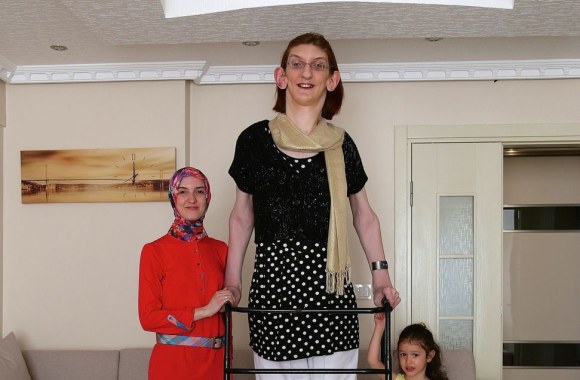 Rumeysa Gelgi su šeima