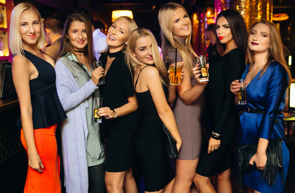 Vakarėlio sostinėje akimirka