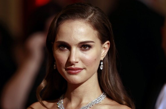 1 vieta – Natalie Portman – 42,7 JAV dolerių