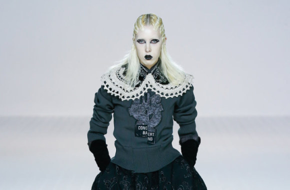 „Marc Jacobs“ 2016 m. rudens-žiemos kolekcijos modelis