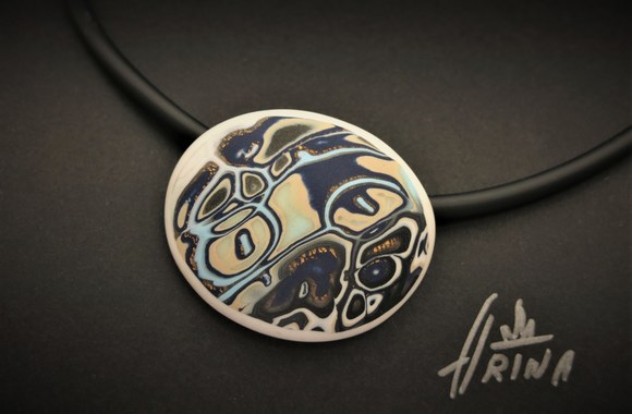 Arinos kurtas papuošalas / Asmeninio albumo nuotr.