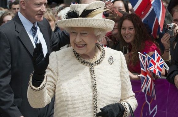 Karalienė Elizabeth II