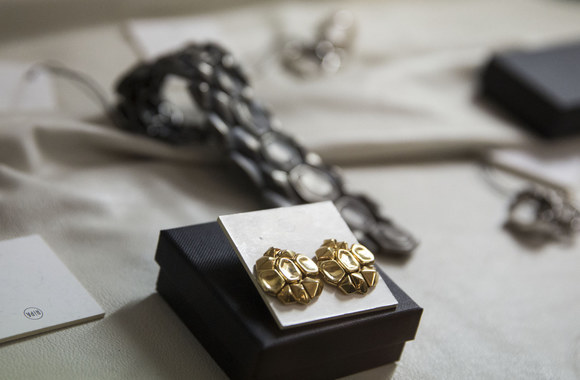 Latvių prekės ženklų kūriniai