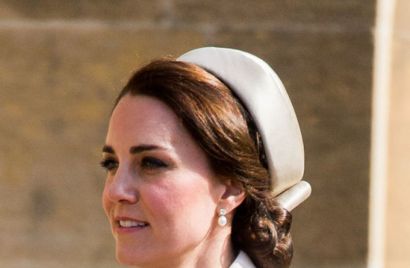 Kembridžo kunigaikštienė Catherine - karališkosios šeimos mišiose Šv.Velykų rytą