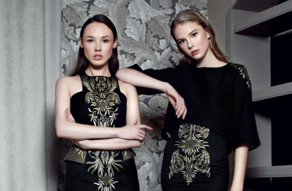 Dizainerės Raimondos Silės kurtos suknelės