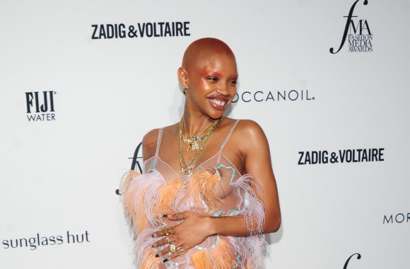 Manekenė  Slick Woods 