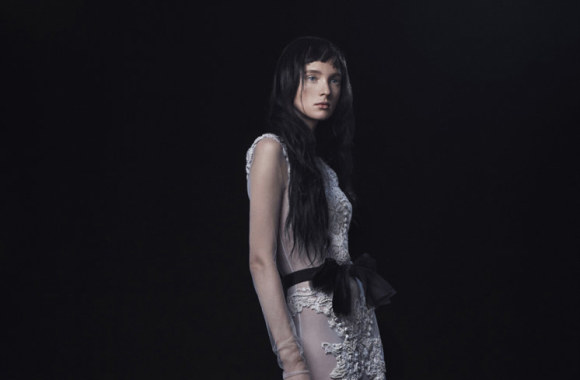 „Vera Wang“ 2016 m. rudens vestuvinių suknelių kolekcijos modelis