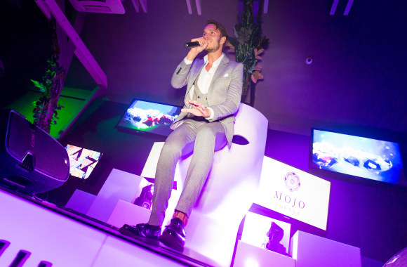 Martyno Kavaliausko pasirodymas Kauno naktiniame klube „Mojo Lounge“