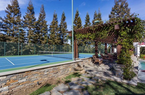 Tori Spelling ir Deano McDermotto namai