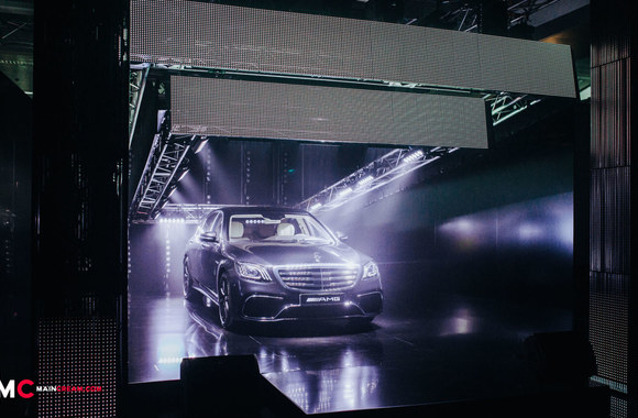 Kijeve surengtą šventę praturtino lietuvių dueto "Beissoul & Einius" pasirodymas