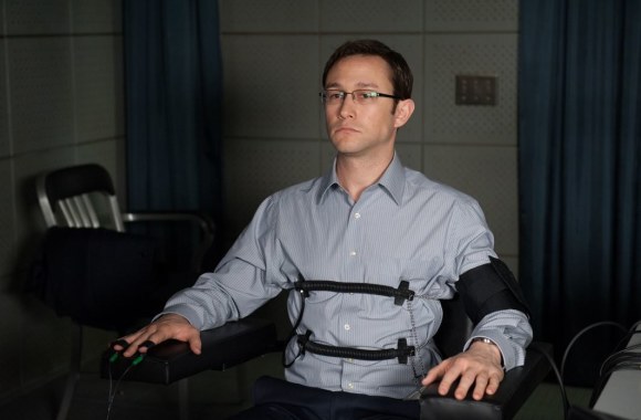 Josephas Gordonas-Levittas filme „Snowdenas“