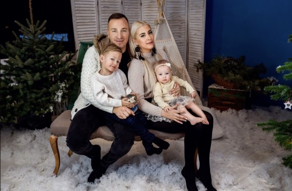 Karolis Akulavičius su šeima / Asmeninio albumo nuotr.