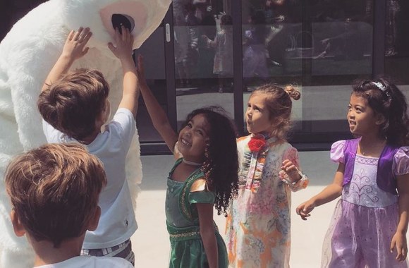 Kim Kardashian ir Kanye Westo šeimos Velykos