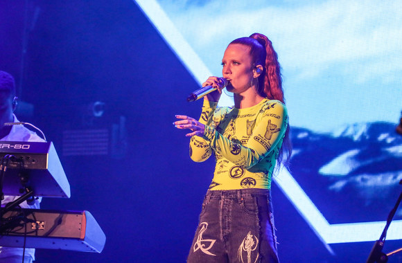 Jess Glyne pasirodymas „Karklė 2019“ festivalyje / Teodoro Biliūno / „Žmonės Foto“ nuotr.