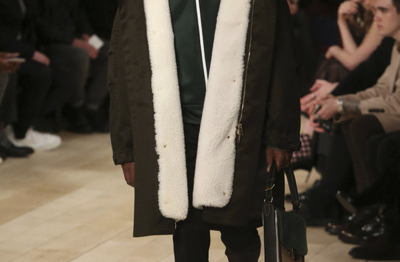 „Burberry“ 2016 m. rudens-žiemos kolekcija