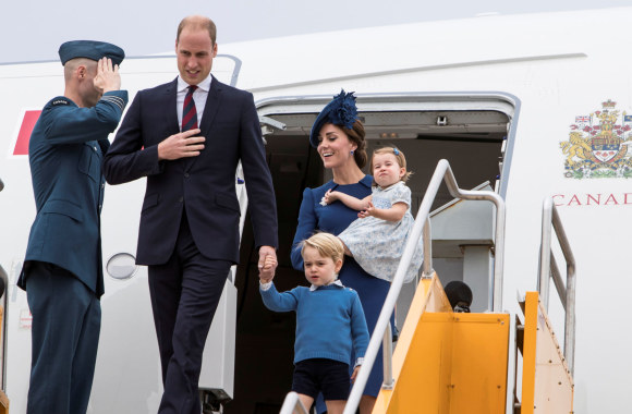 Princas Williamas ir hercogienė Catherine su vaikais George'u ir Charlotte