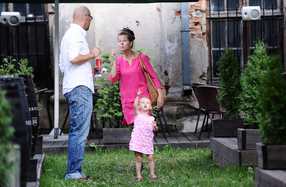 Jonas Jonušas su žmona Dominyka ir dukra