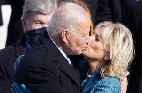 JAV prezidentas Joe Bidenas su žmona Jill Biden
