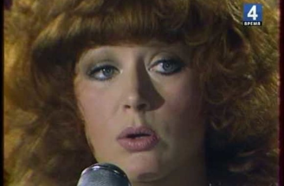ala-pugachiova-milion-alych-roz-1983