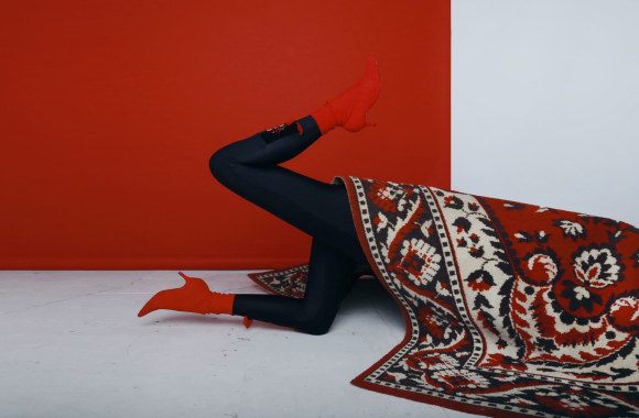 Prekės ženklo „Tegul bėga“ tamprių kolekcija