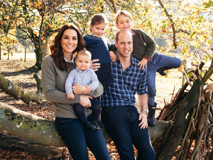 Princas Williamas ir Catherine Middleton su vaikais George'u, Charlotte ir Louisu / „Reuters“/„Scanpix“ nuotr.